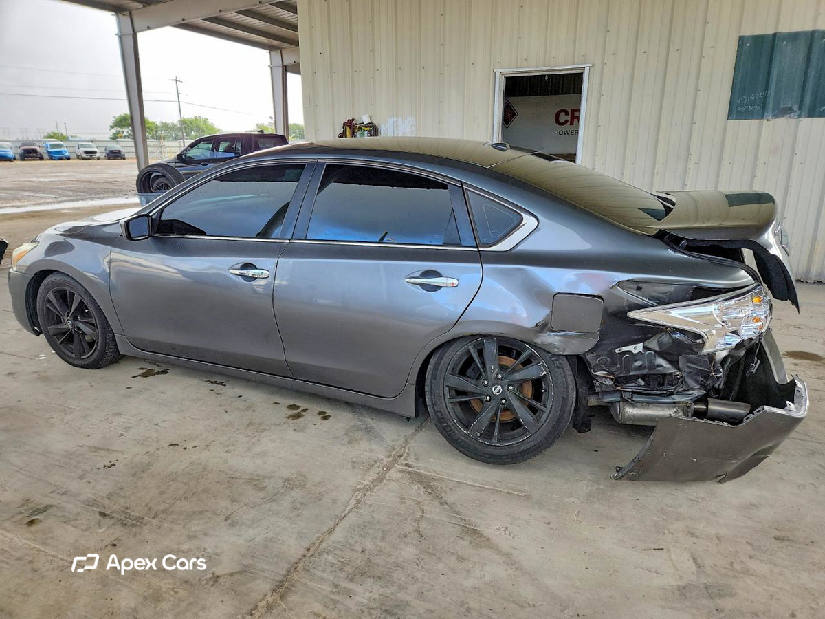 Nissan Altima 2015
