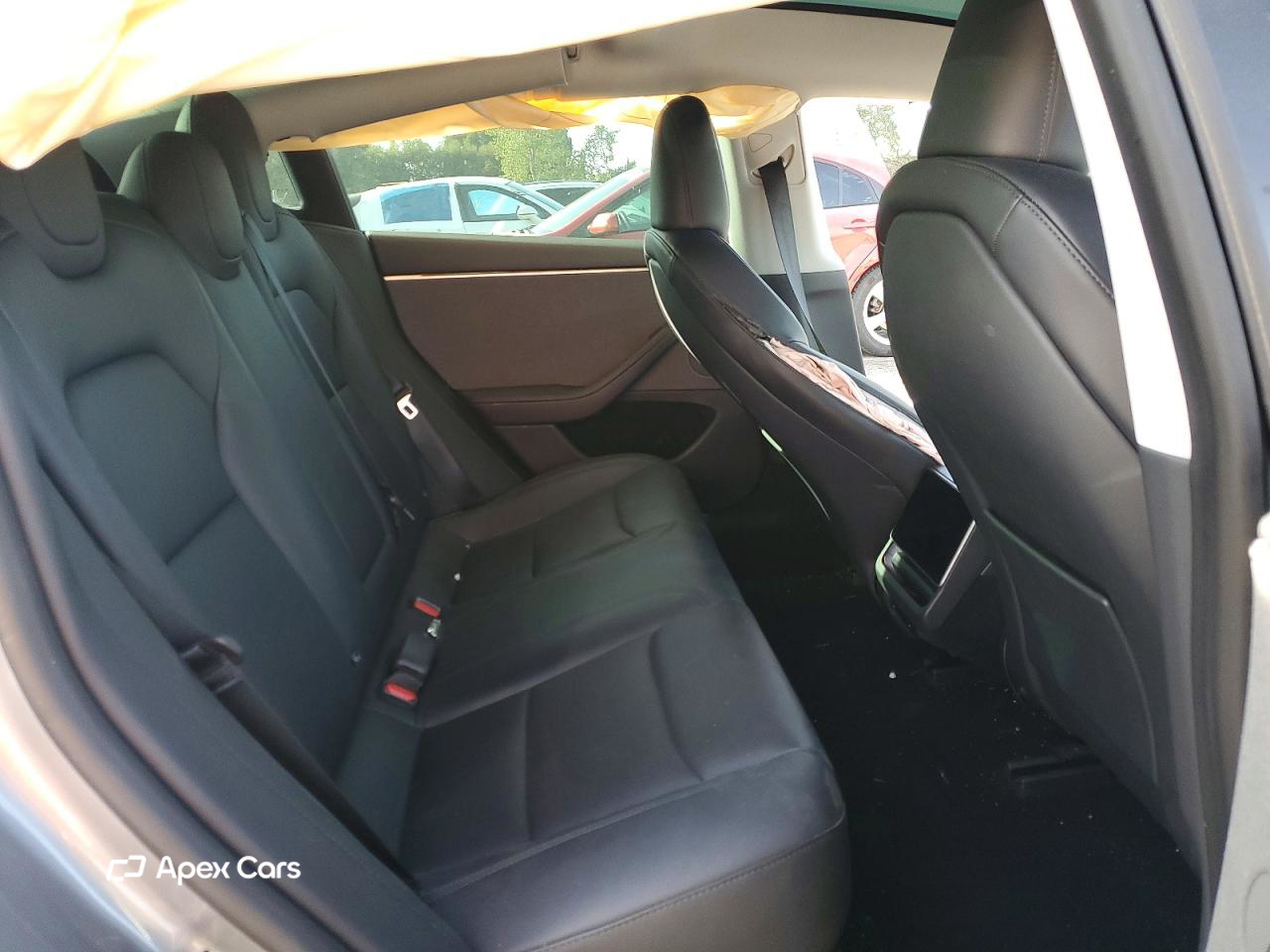 Tesla Model 3 2024