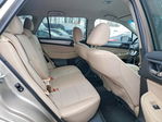 Subaru Outback 2015