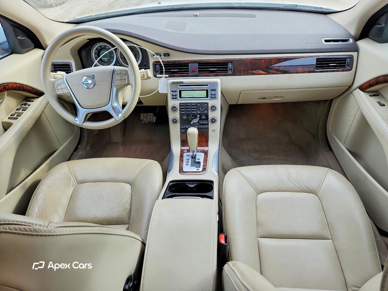 Volvo XC70 2011