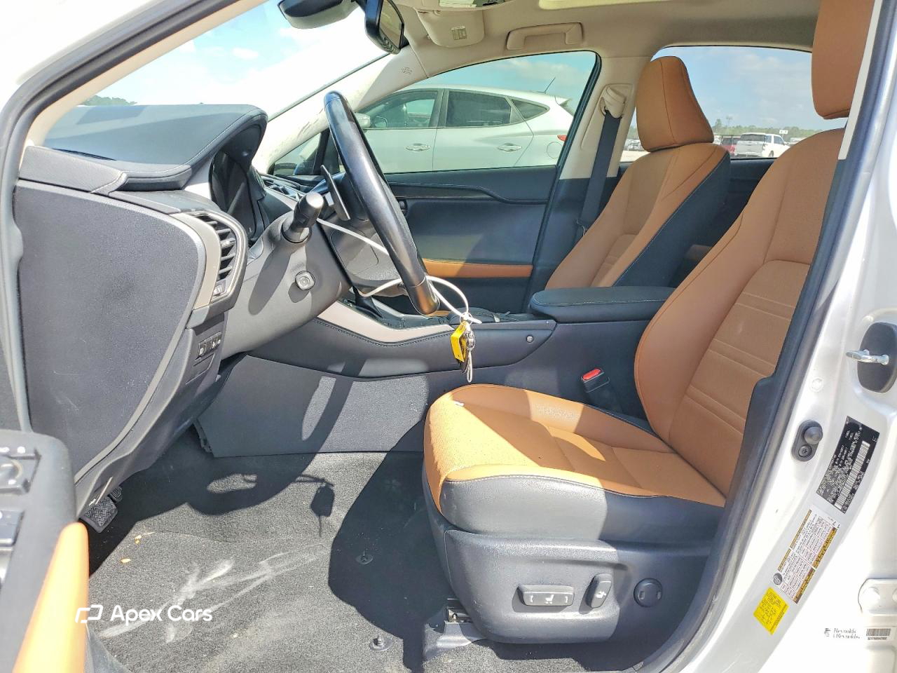Lexus NX 2021