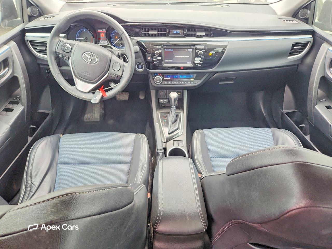 Toyota Corolla 2015