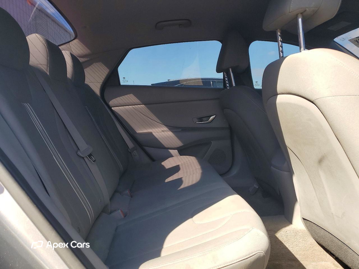 Hyundai Elantra 2021