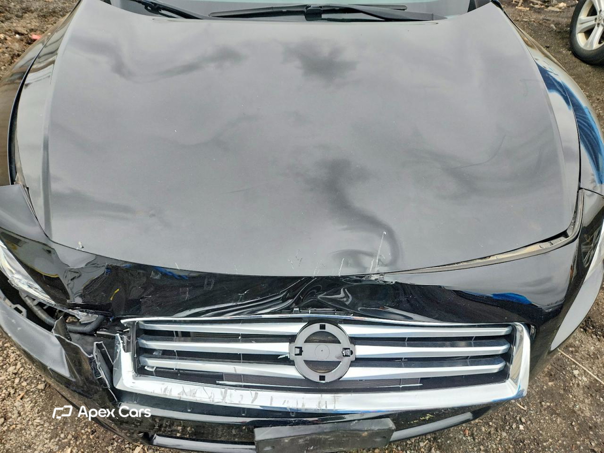 Nissan Maxima 2012