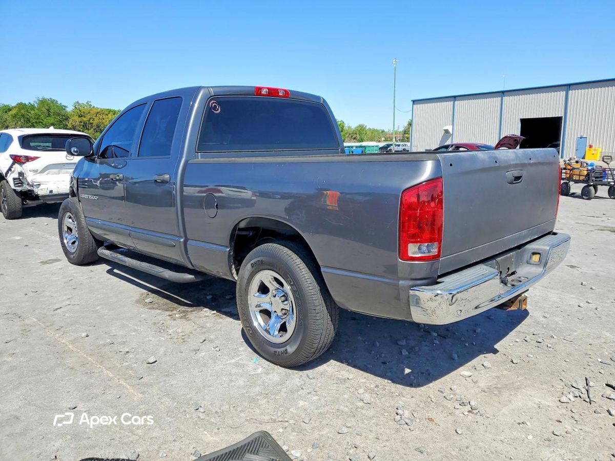Dodge RAM 2004