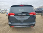 Chrysler Pacifica 2017