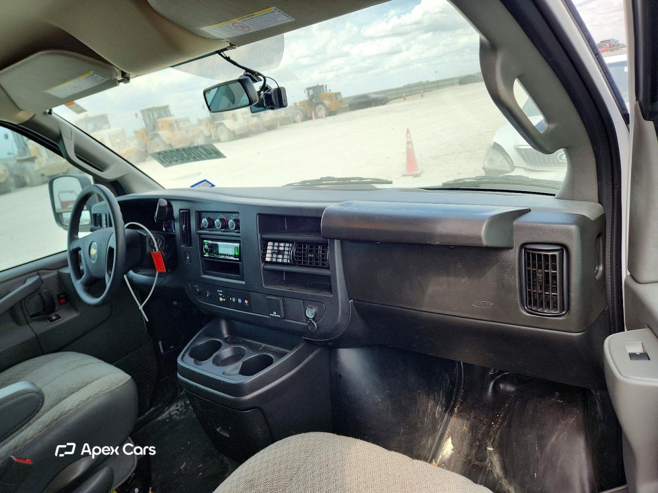Chevrolet Express 2024