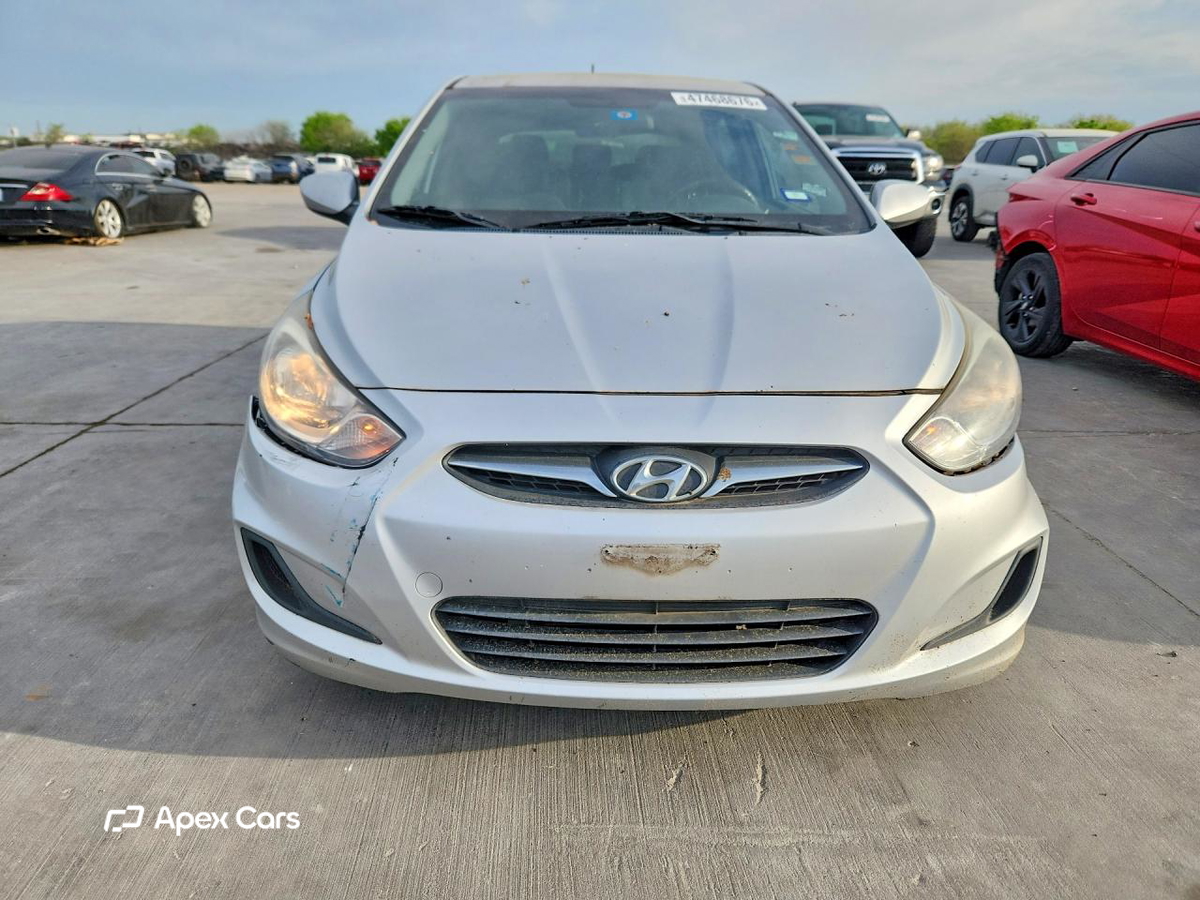 Hyundai Accent 2013