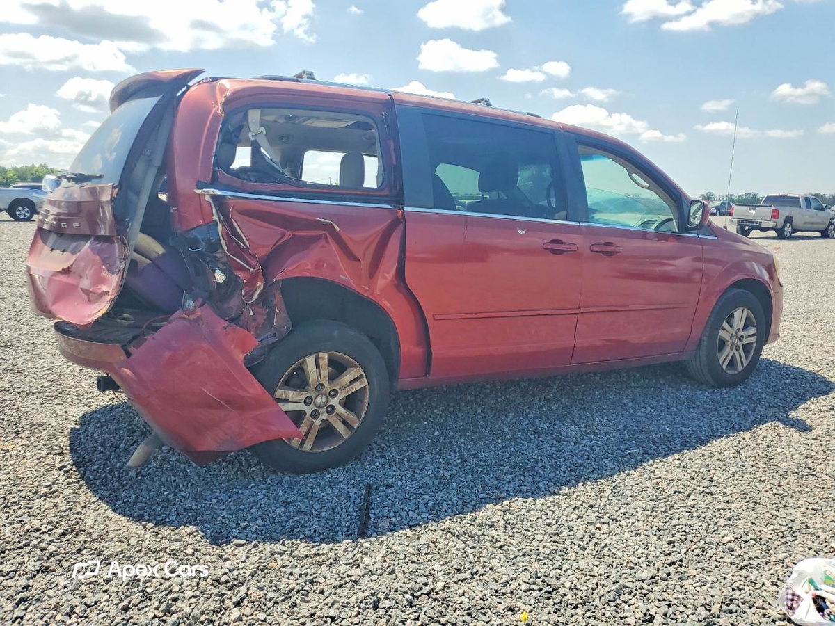 Dodge Caravan 2011