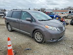 Toyota Sienna 2015