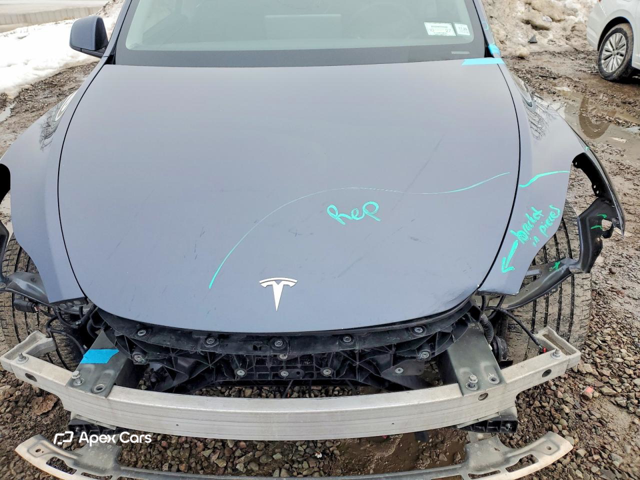 Tesla Model Y 2023