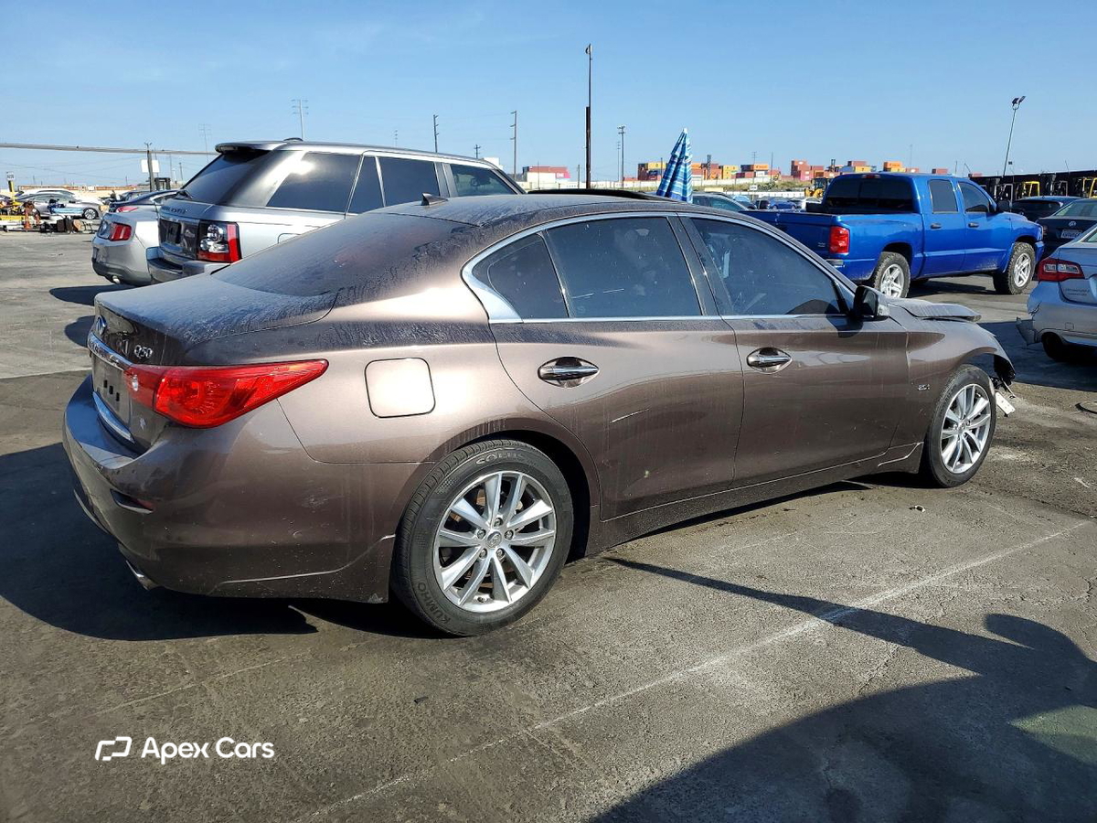 Infiniti Q50 2016