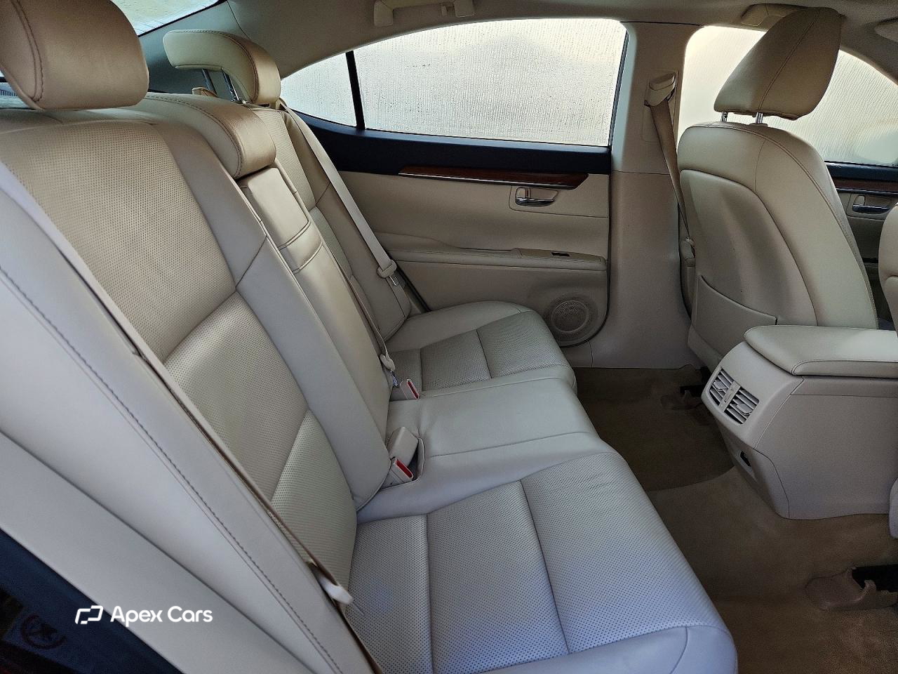 Lexus ES 2015