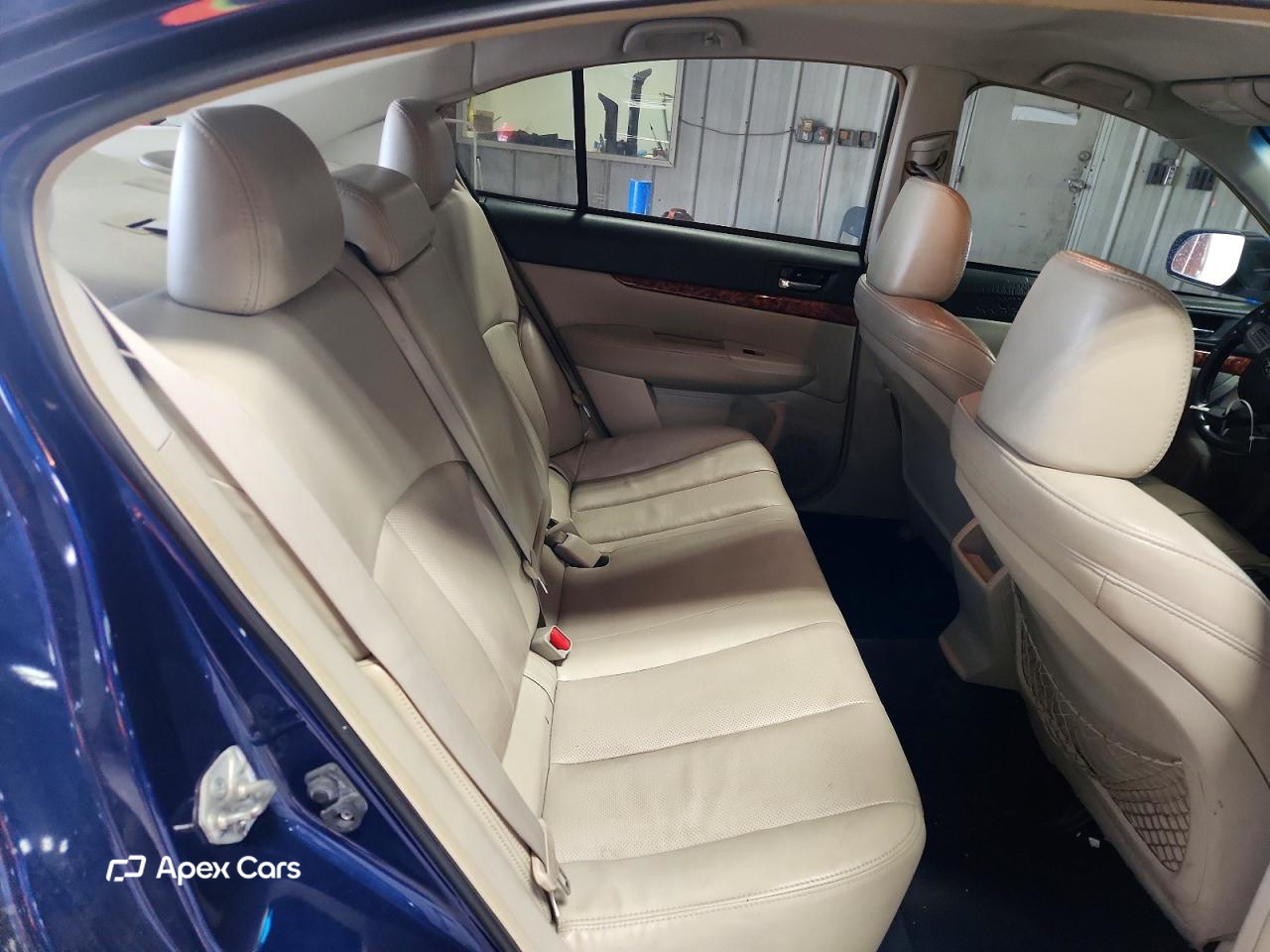Subaru Legacy 2011