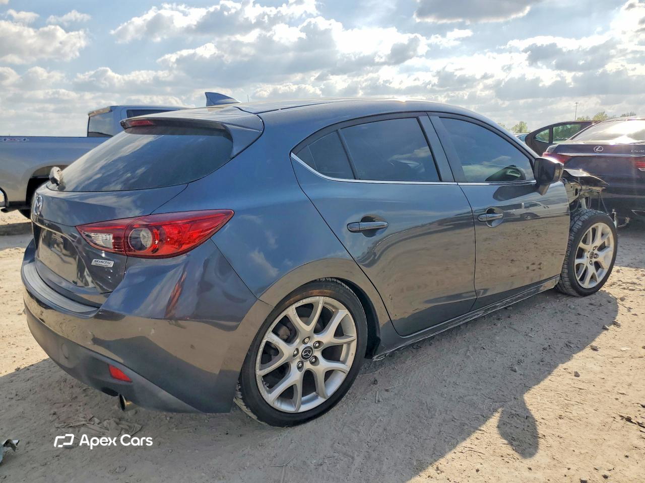 Mazda 3 2016