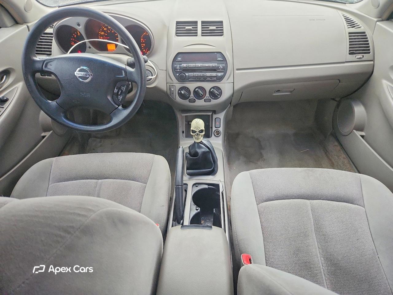 Nissan Altima 2002