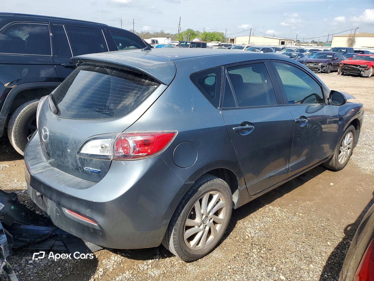 Mazda 3 2013