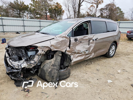 Chrysler Pacifica 2018 - Image 1 of 15