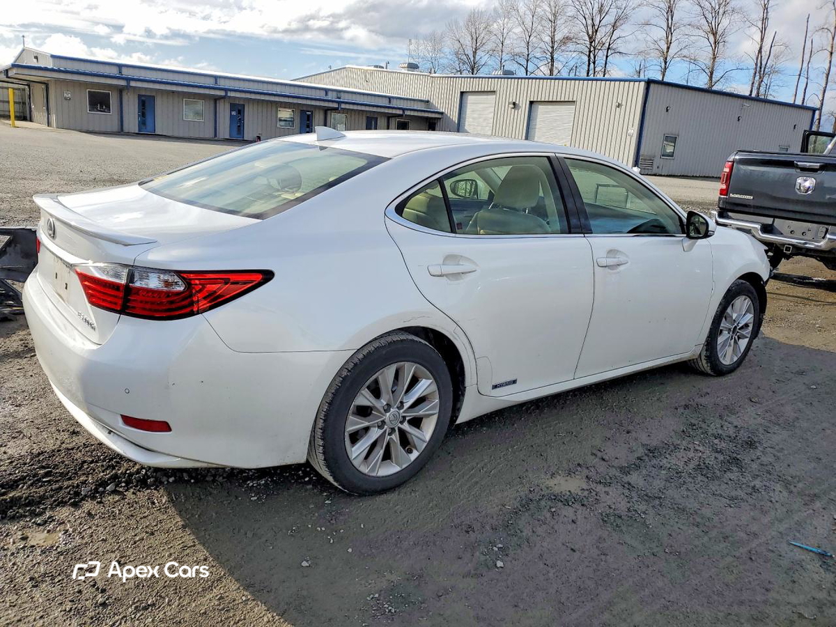 Lexus ES 2015
