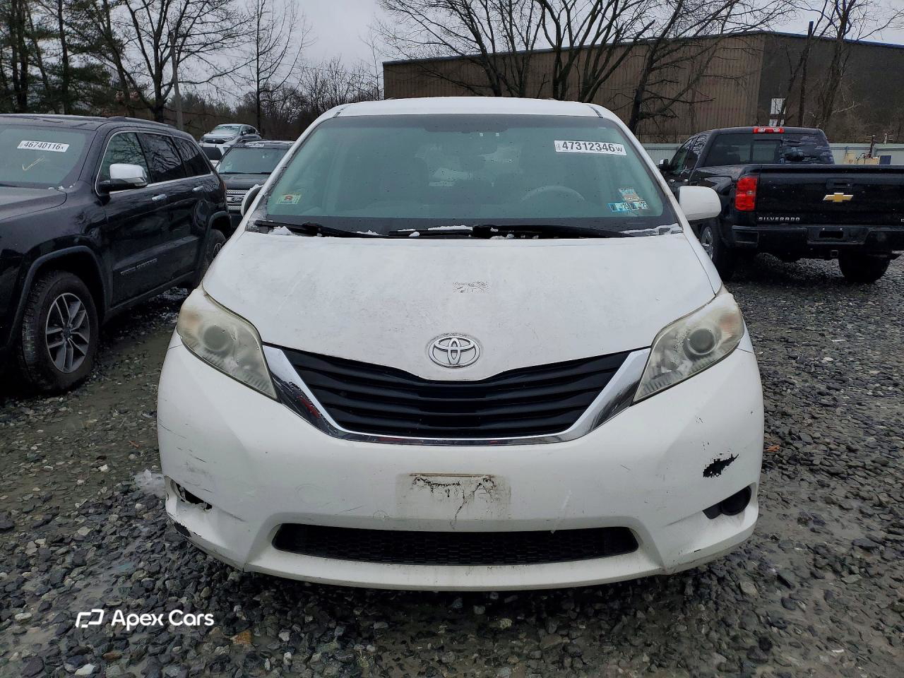 Toyota Sienna 2011