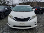 Toyota Sienna 2011