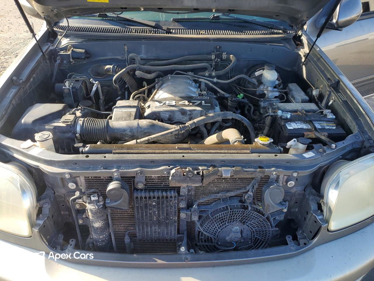 Toyota Sequoia 2004