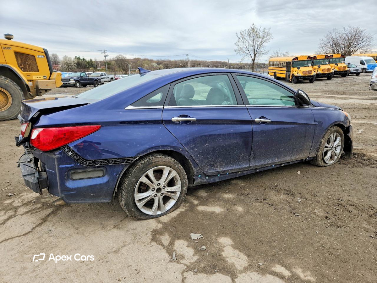 Hyundai Sonata 2011