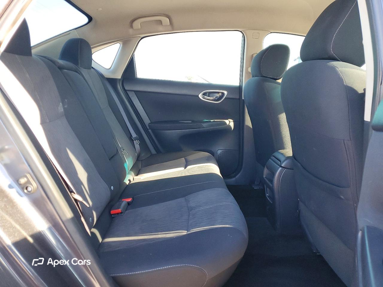 Nissan Sentra 2015
