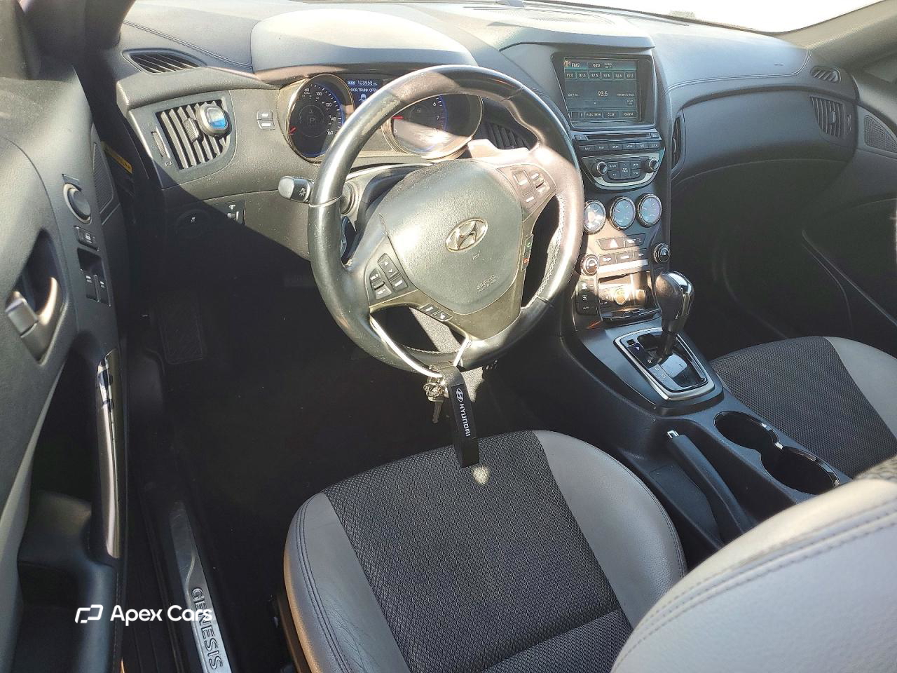 Hyundai Genesis 2013