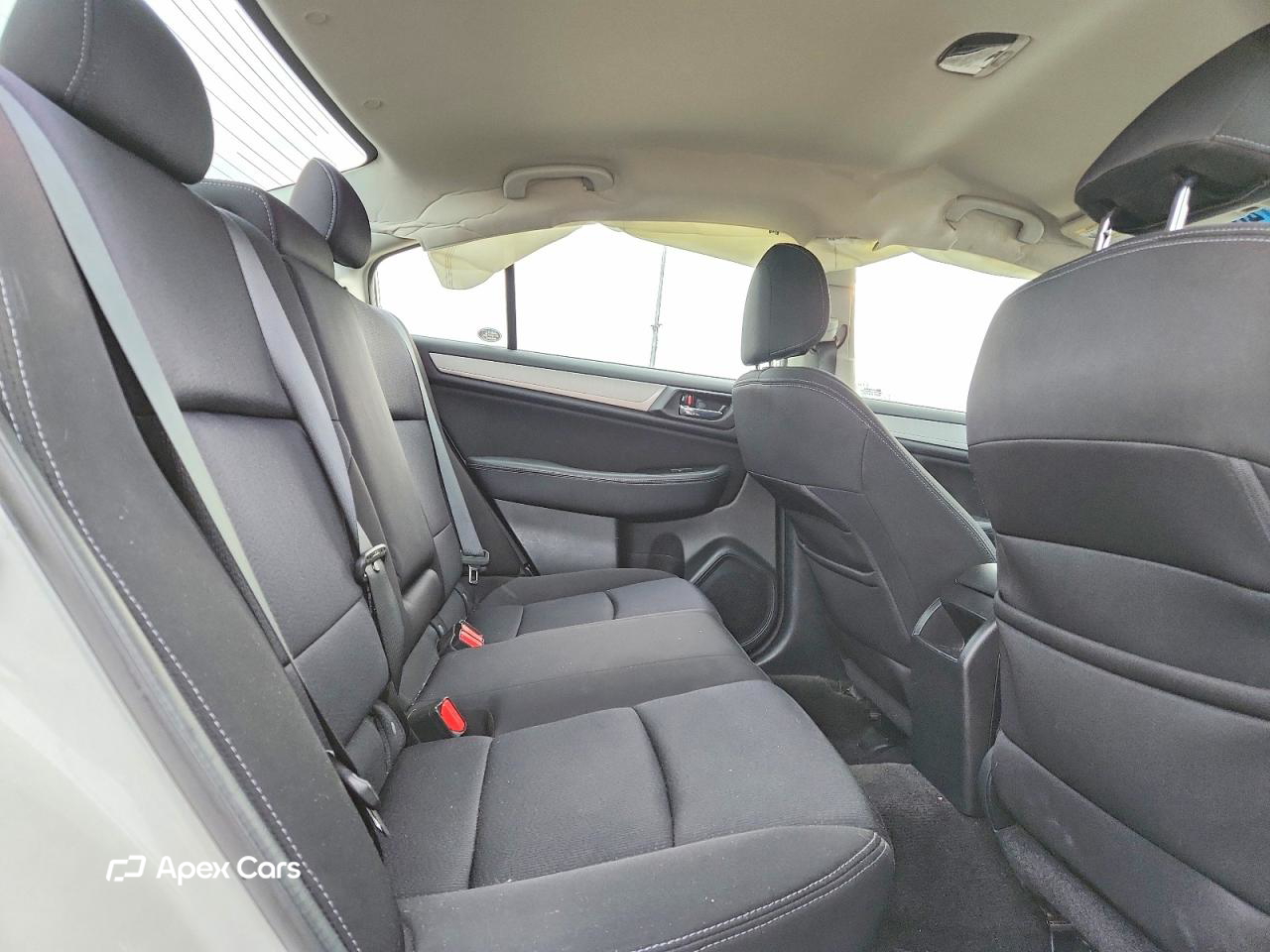 Subaru Legacy 2015