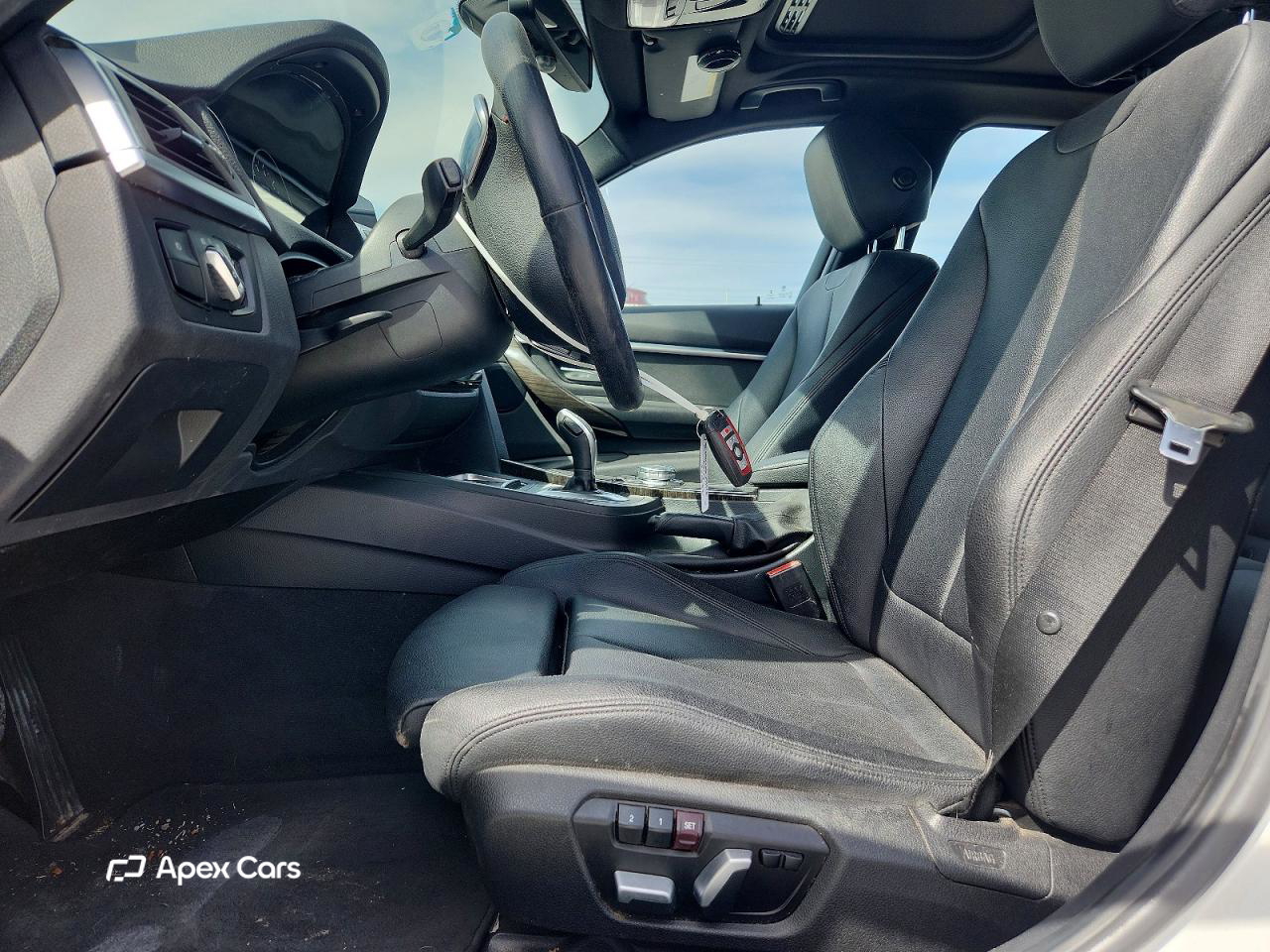 BMW Series 3 2016