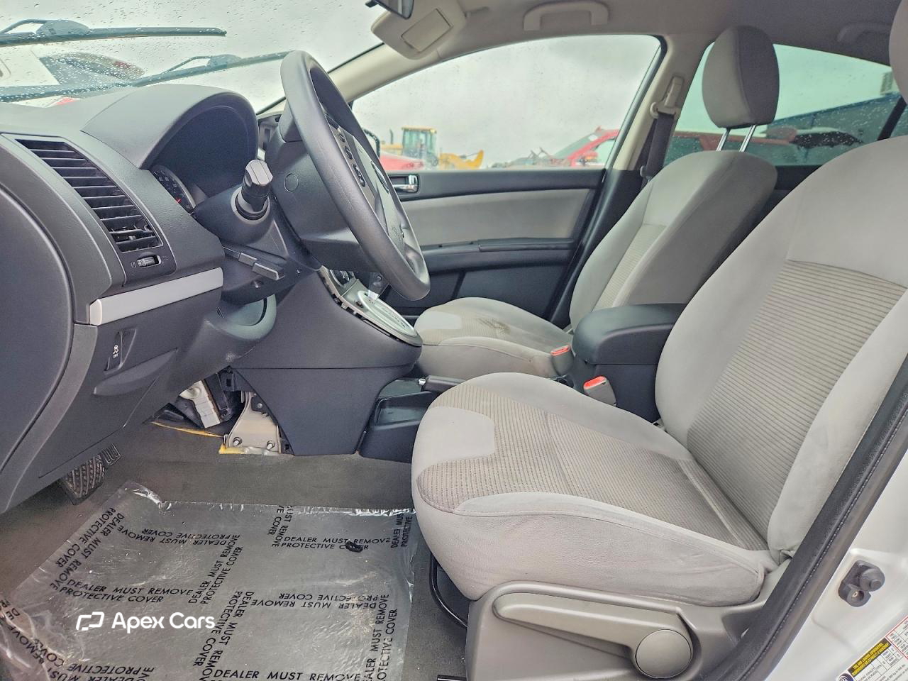 Nissan Sentra 2012
