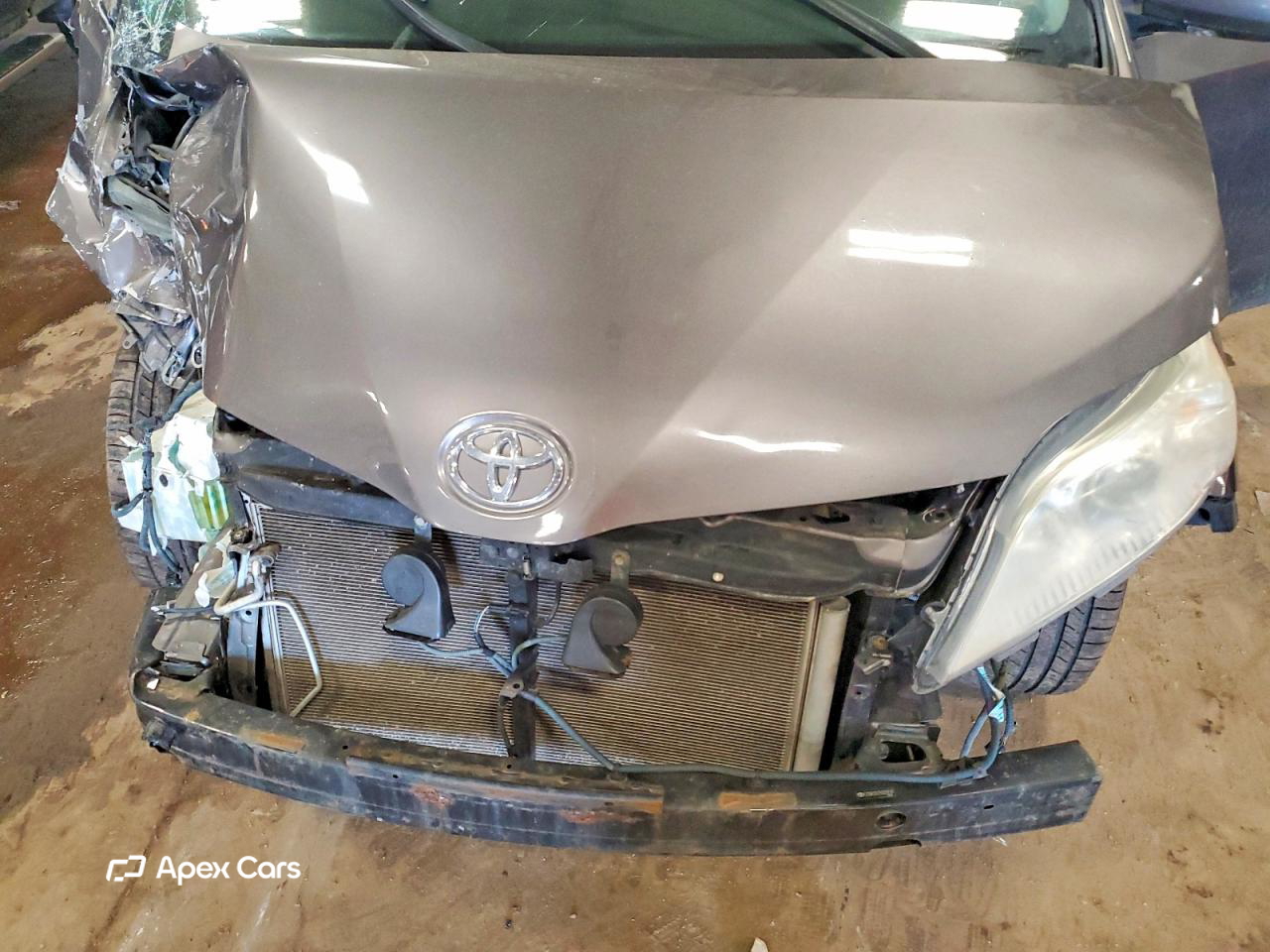 Toyota Sienna 2011