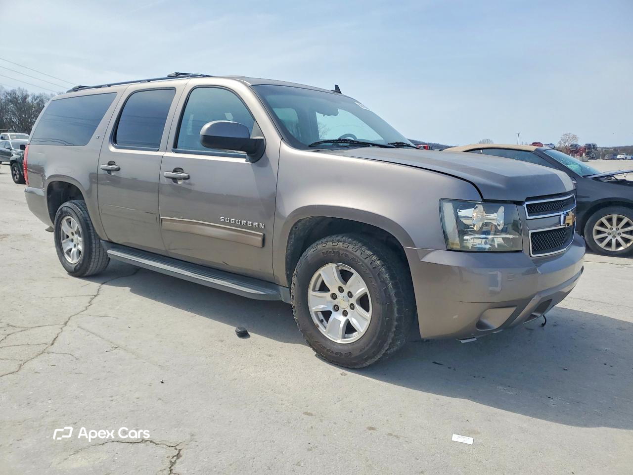 Chevrolet Suburban 2011