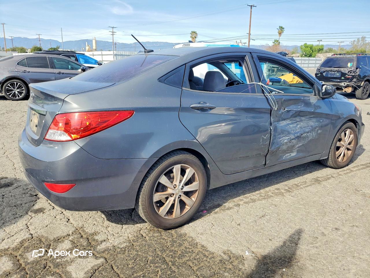Hyundai Accent 2012