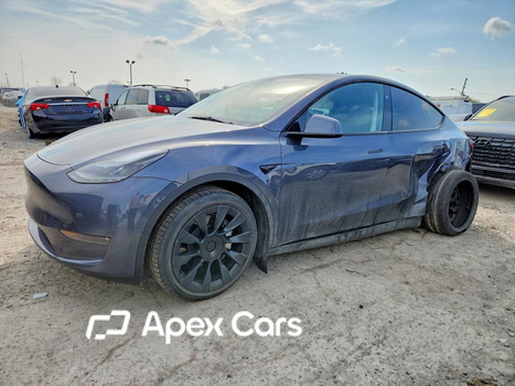 Tesla Model Y 2023 - Image 1 of 13