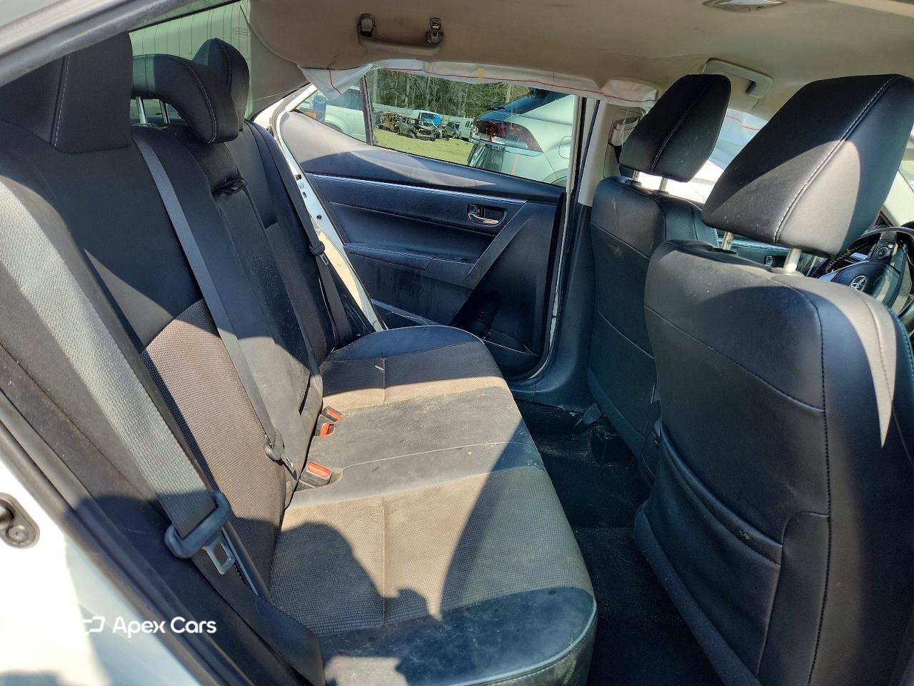 Toyota Corolla 2015