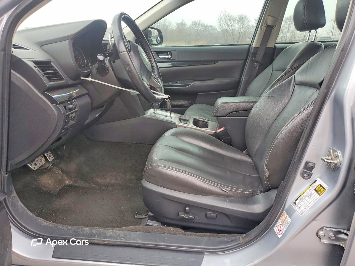Subaru Legacy 2013
