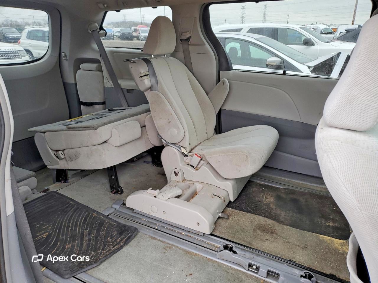 Toyota Sienna 2014