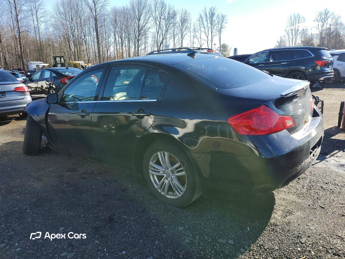 Infiniti G 2011