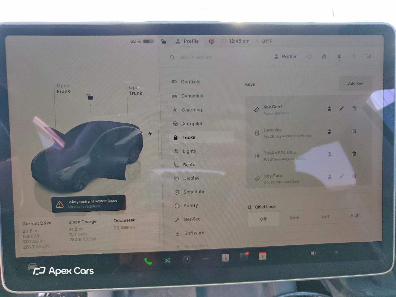 Tesla Model Y 2025
