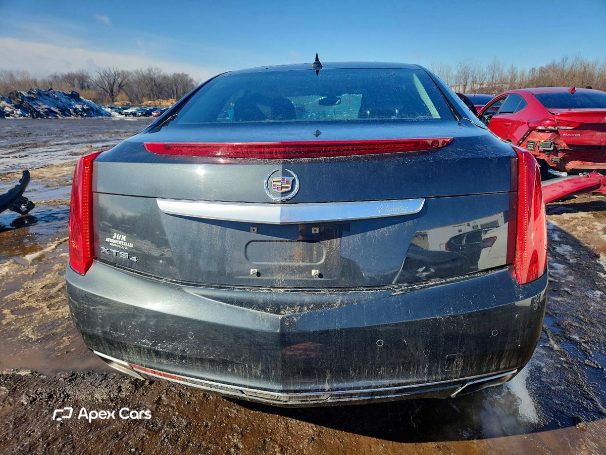 Cadillac XTS 2013