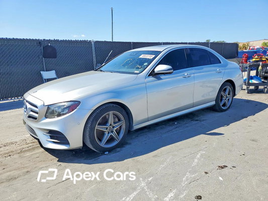 Mercedes-Benz E-klasse 2019 - Image 1 of 12