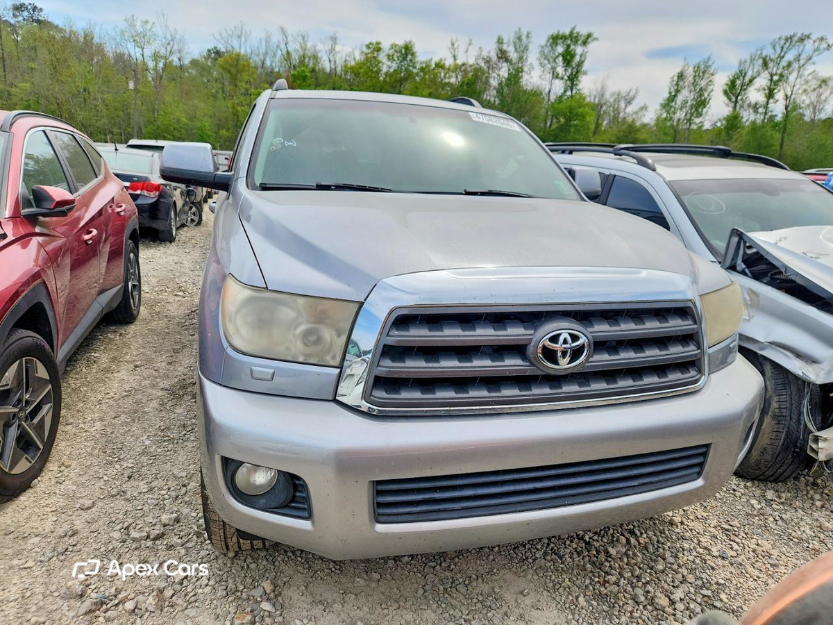 Toyota Sequoia 2010