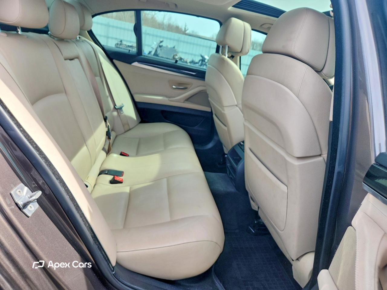 BMW Series 5 2011
