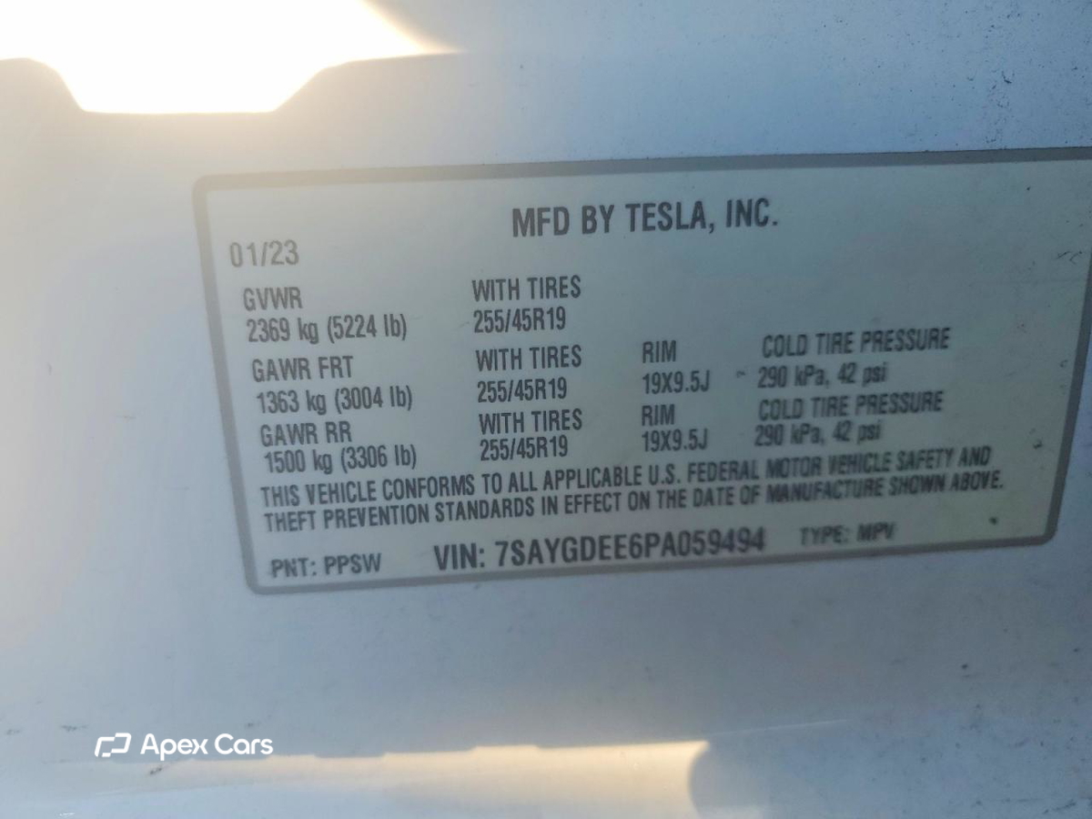 Tesla Model Y 2023