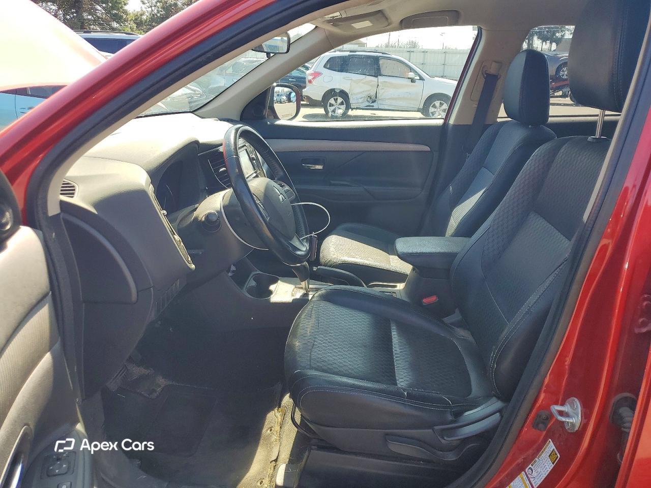 Mitsubishi Outlander 2015