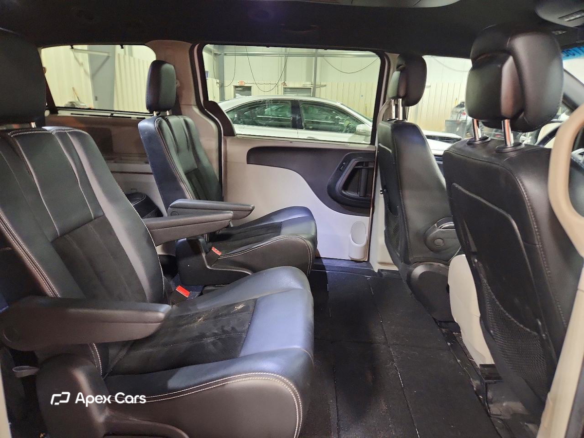 Dodge Caravan 2016