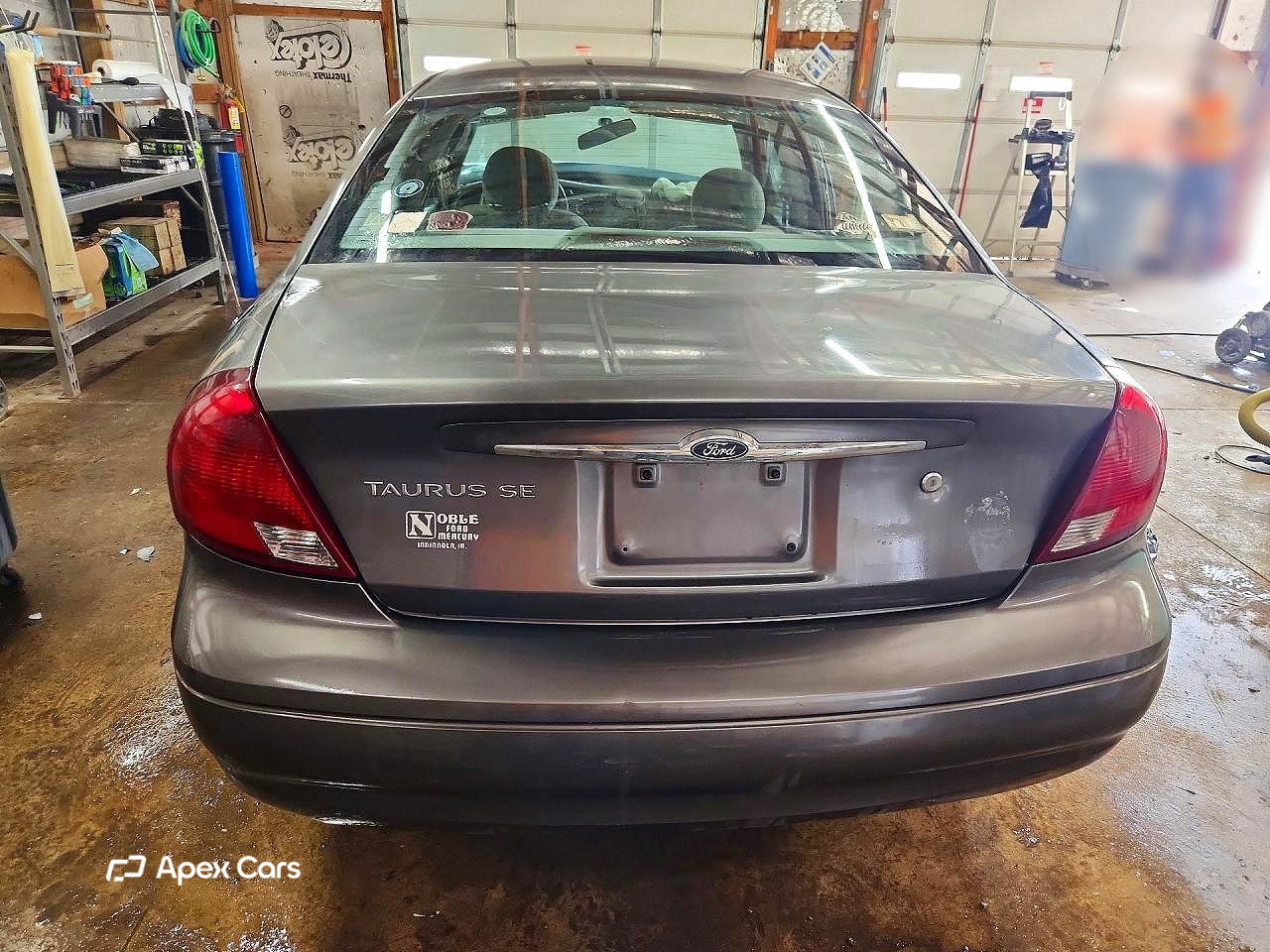 Ford Taurus 2003