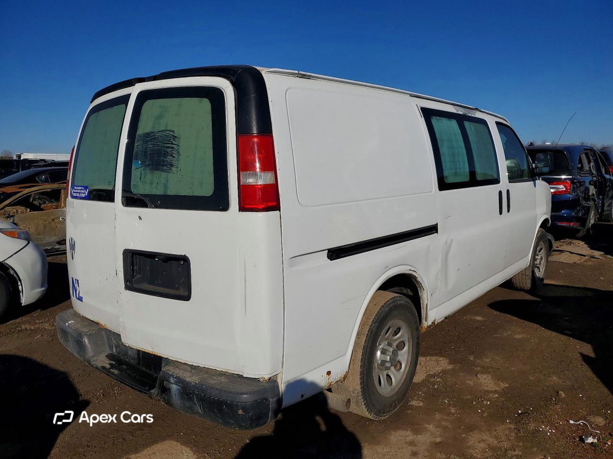 Chevrolet Express 2012